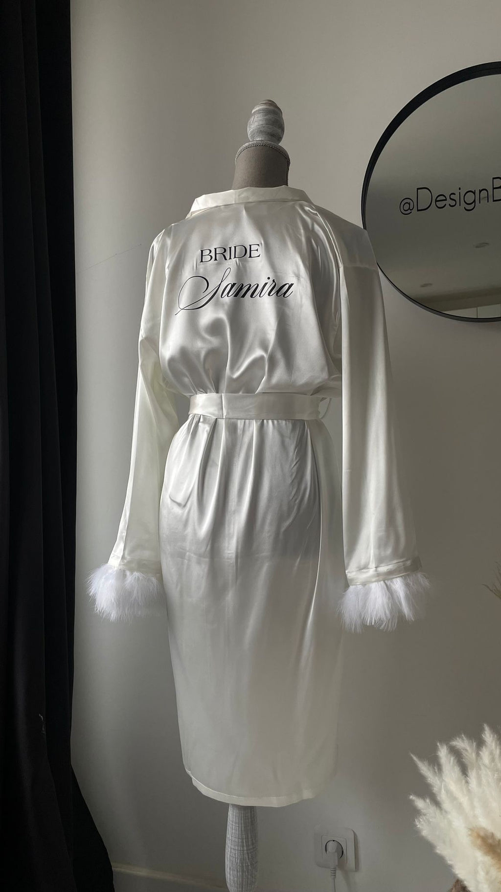 Feather bathrobe